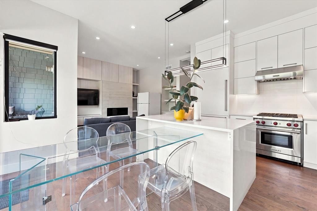 21-1350 Cloudburst Drive - 4
