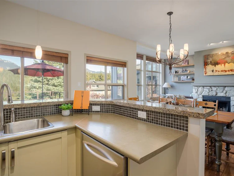 23-4644 Blackcomb Way, Whistler, BC, V8E 0H2 - 25