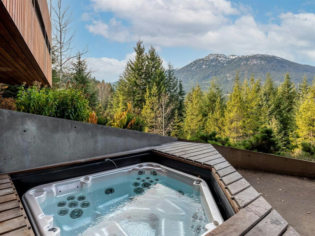 3801 Sunridge Place, Whistler, BC, V8E 0W1 - 21