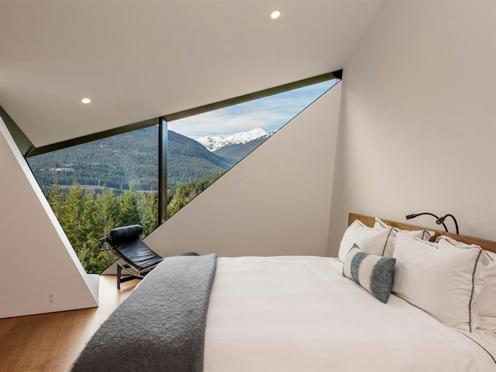 3801 Sunridge Place, Whistler, BC, V8E 0W1 - 12