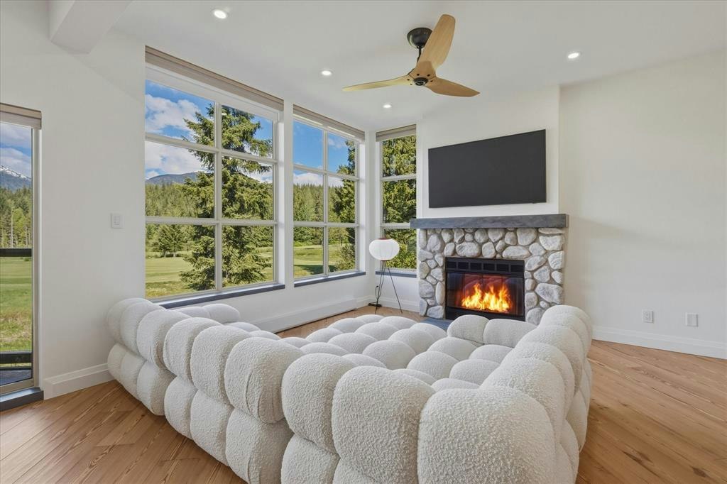 5-4644 Blackcomb Way, Whistler, BC, V8E 0H2