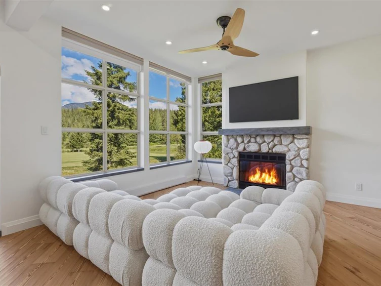 5-4644 Blackcomb Way, Whistler, BC, V8E 0H2