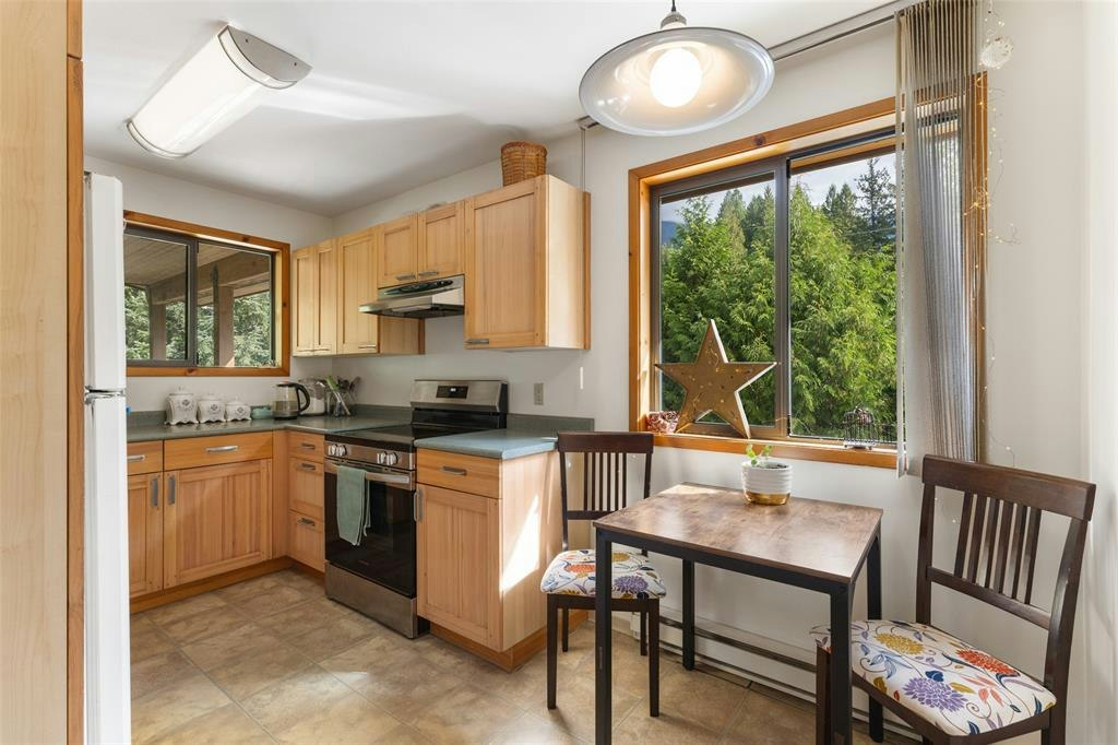 7869 Pemberton Meadows Road, Pemberton, BC, V0N 2L2 - 29