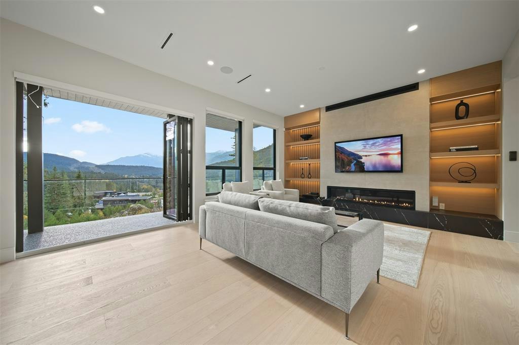9289 Stellar's Way, Whistler, BC, V8E 1M1 - 9