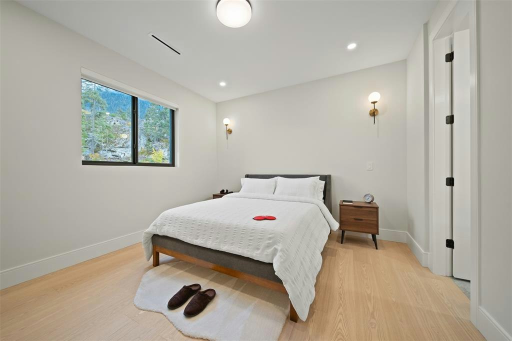 9289 Stellar's Way, Whistler, BC, V8E 1M1 - 24