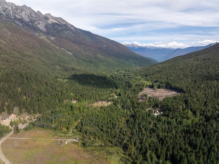 2730 Blackwater Road, Pemberton, BC, V0N 1L0 - 11