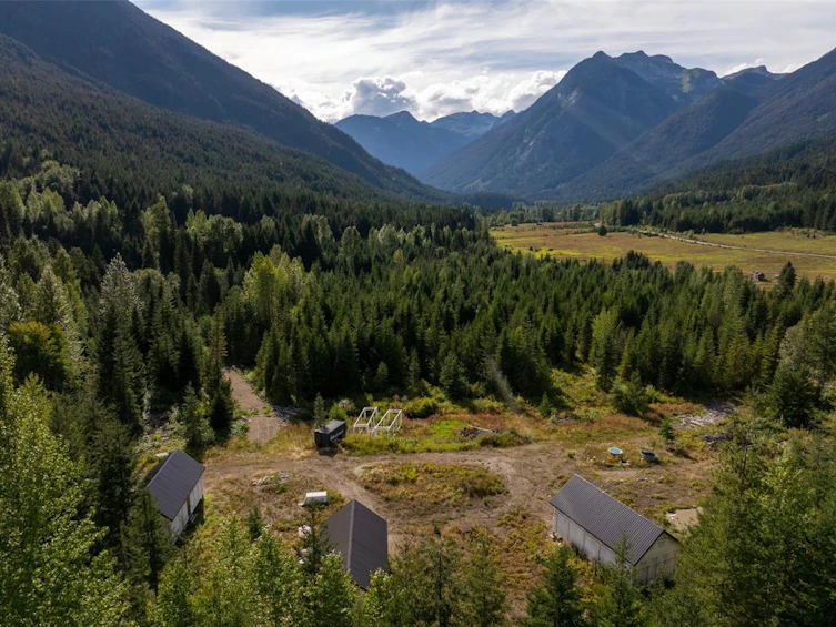 2730 Blackwater Road, Pemberton, BC, V0N 1L0 - 8