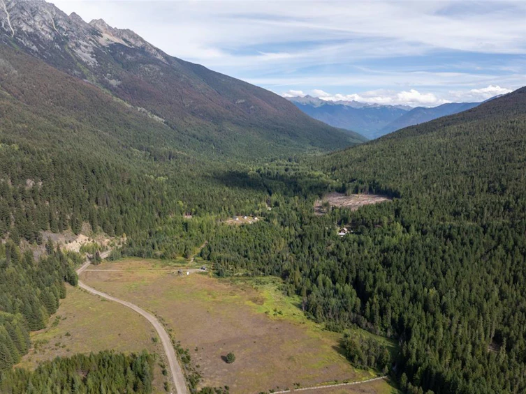 2730 Blackwater Road, Pemberton, BC, V0N 1L0 - 9
