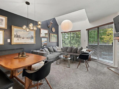 4-2014 London Lane - 3