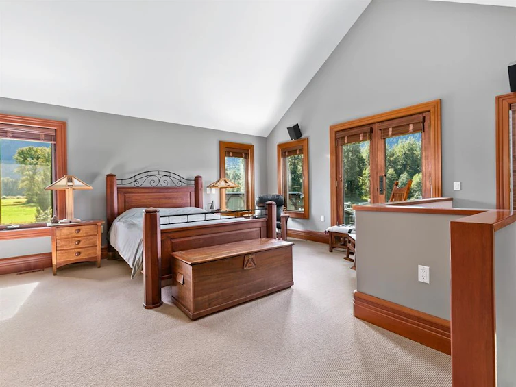 8891 Pemberton Meadows Road, Pemberton, BC, V0N 2L2 - 13