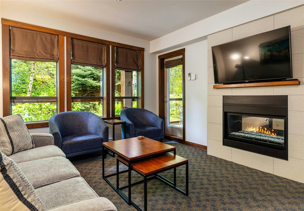 103-2020 London Lane - 4