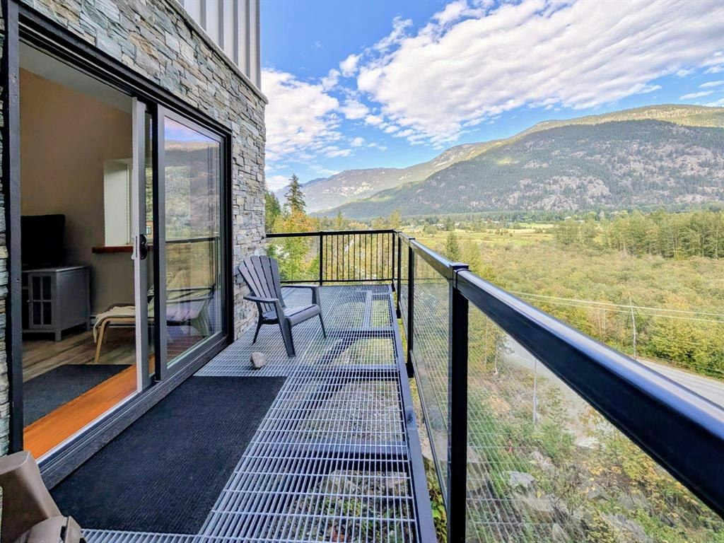 SL4-1307 Eagle Drive, Pemberton, BC, V0N 2L0 - 11