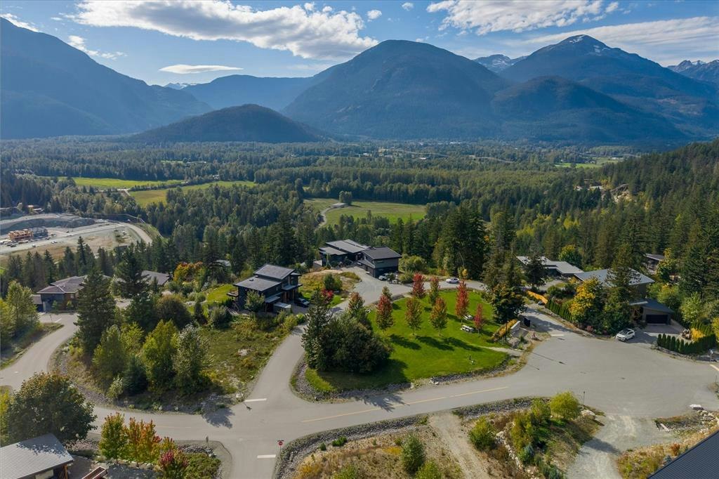 1705 Wishbone Court, Pemberton, BC, V0N 2L1 - 8