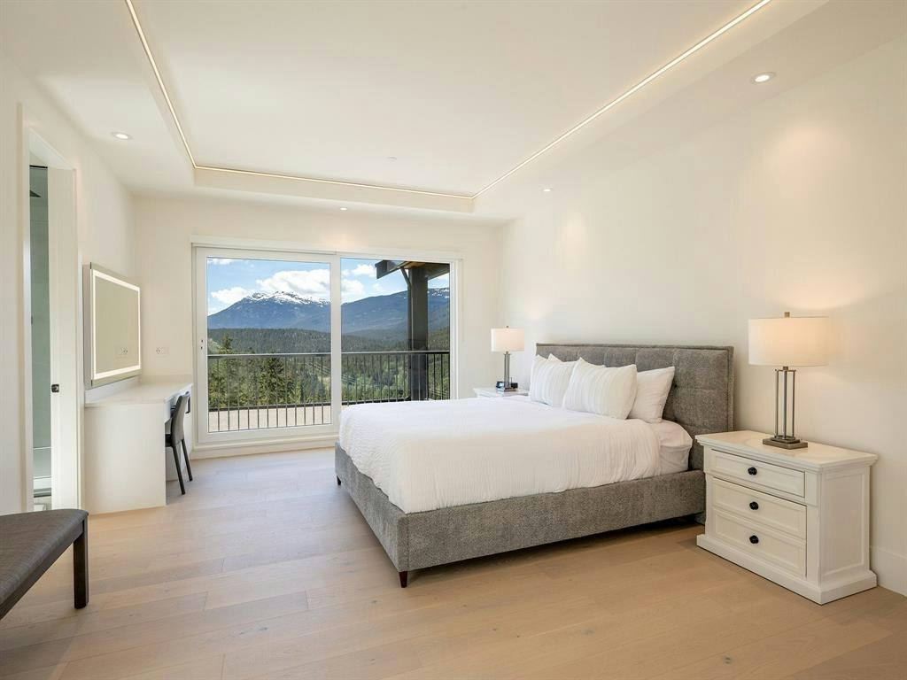 9333 Warbler Way, Whistler, BC, V8E 1M1 - 9