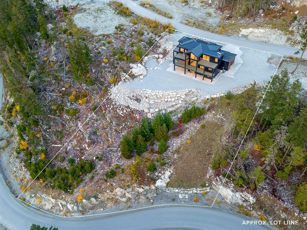 9333 Warbler Way, Whistler, BC, V8E 1M1 - 29