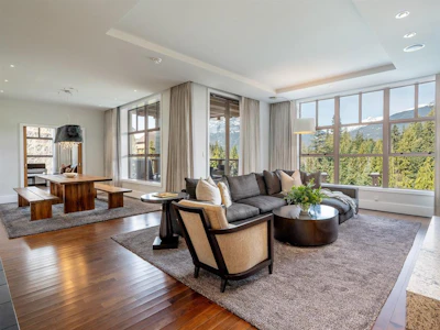 33-4617 Blackcomb Way - 2