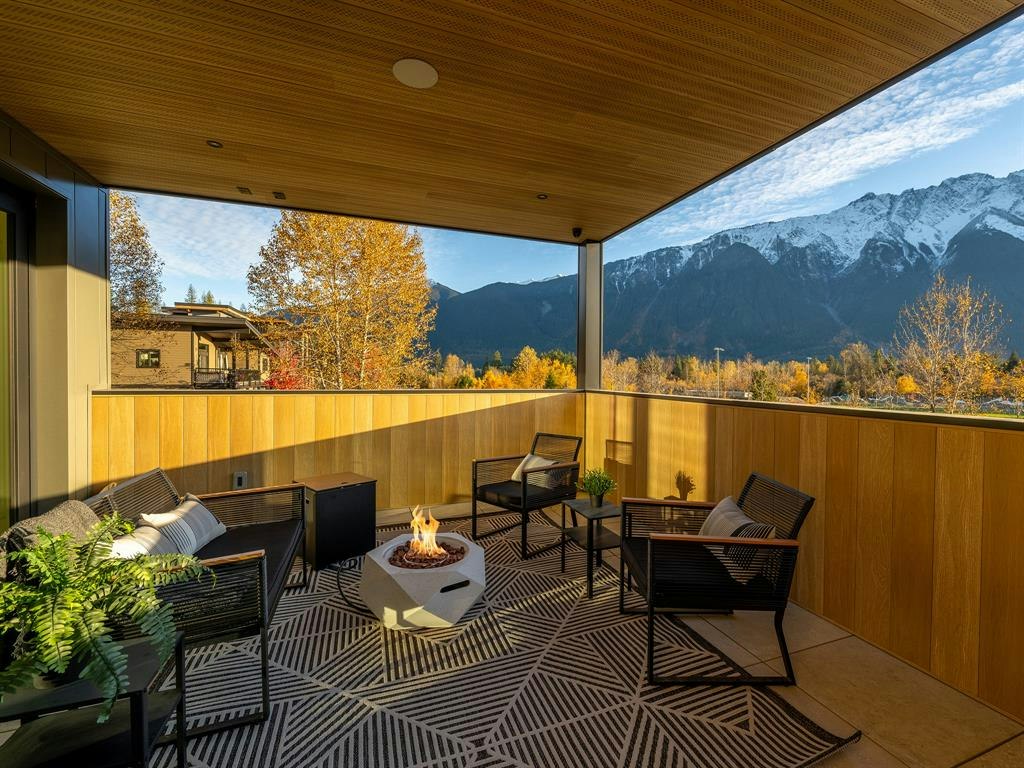 7653 Seven O Clock Drive, Pemberton, BC, V0N 2L3 - 19