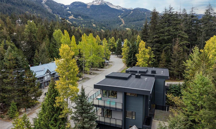 2242 Aspen Drive