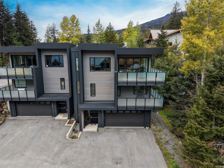 2242 Aspen Drive, Whistler, BC, V8E 0A6 - 3