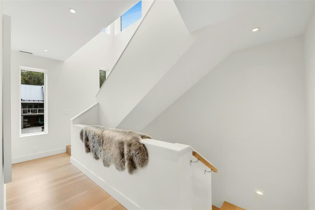 2242 Aspen Drive, Whistler, BC, V8E 0A6 - 16