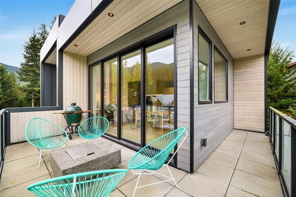 2242 Aspen Drive, Whistler, BC, V8E 0A6 - 11
