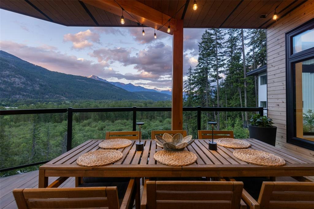 1305 Eagle Drive, Pemberton, BC, V0N 2L1 - 7