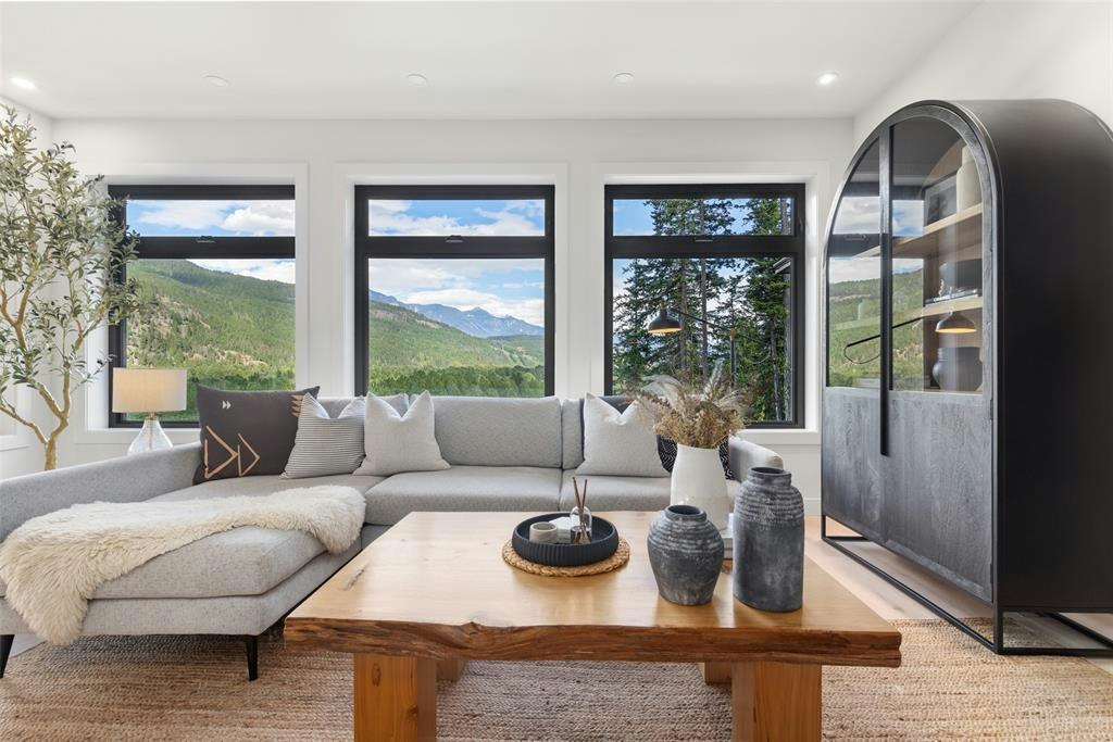 1305 Eagle Drive, Pemberton, BC, V0N 2L1 - 11