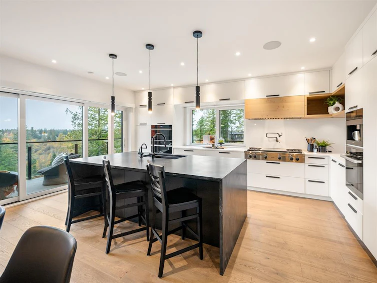 7667 Cerulean Drive, Pemberton, BC, V0N 2L0 - 10