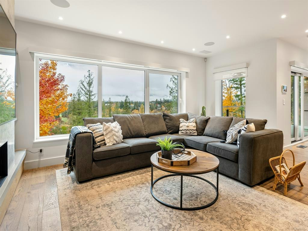 7667 Cerulean Drive, Pemberton, BC, V0N 2L0 - 8