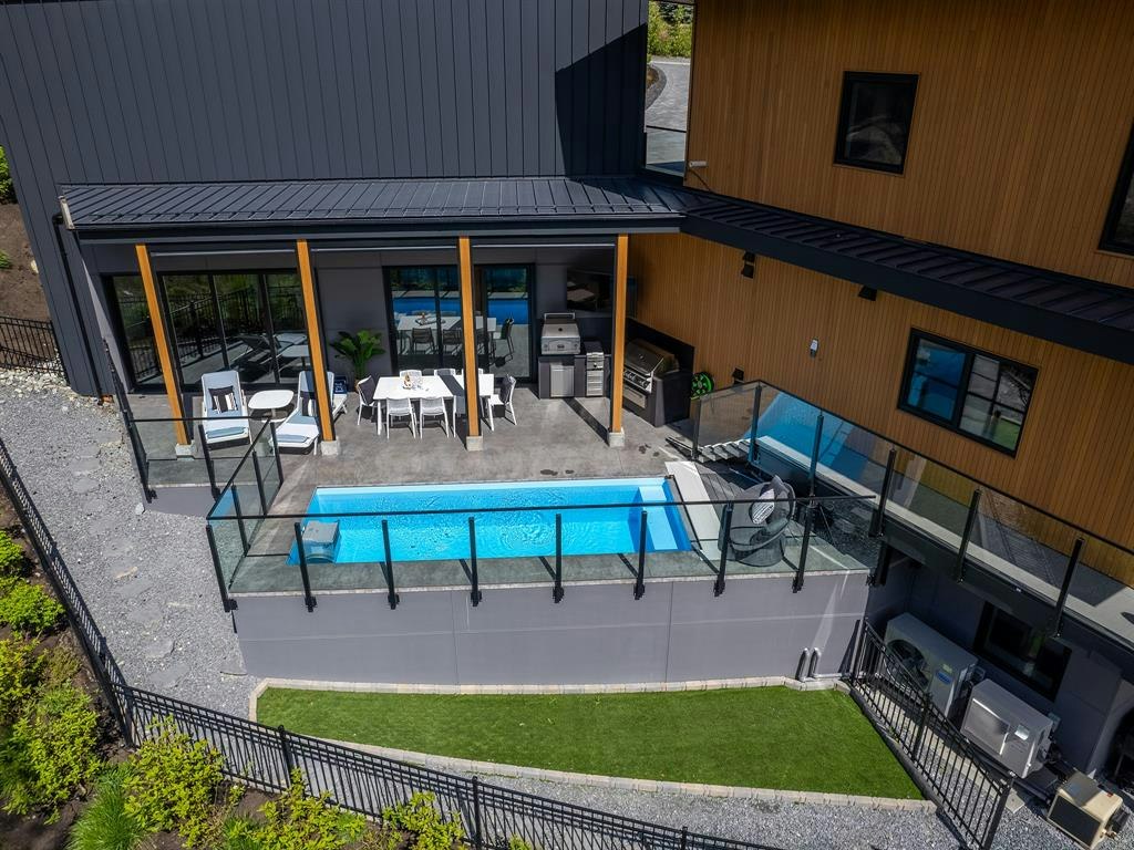 7667 Cerulean Drive, Pemberton, BC, V0N 2L0 - 38
