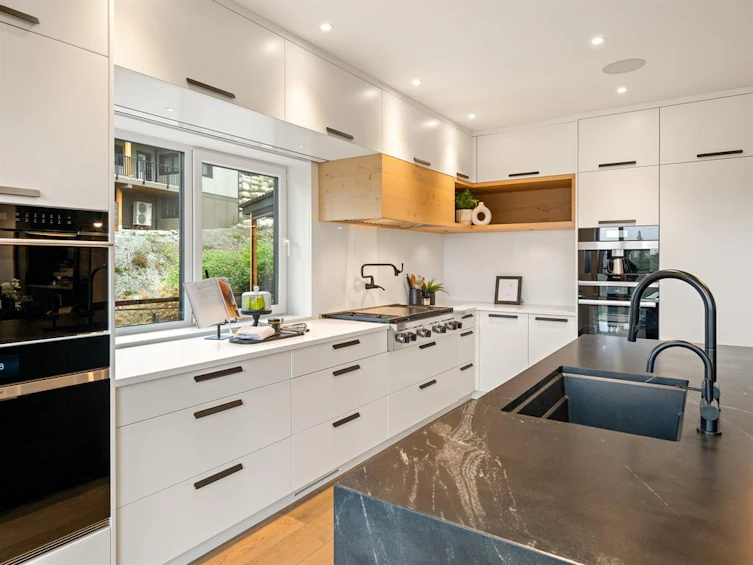 7667 Cerulean Drive, Pemberton, BC, V0N 2L0 - 13