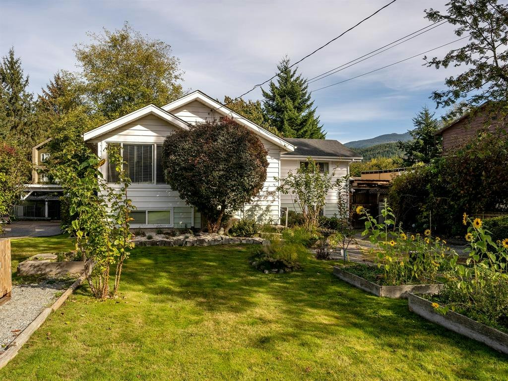 38876 Buckley Avenue, Squamish, BC, V8B 0C9 - 33