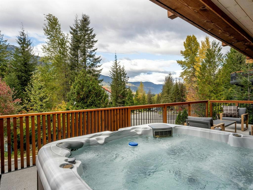 2308 Gondola Way, Whistler, BC, V8B 0N2 - 9
