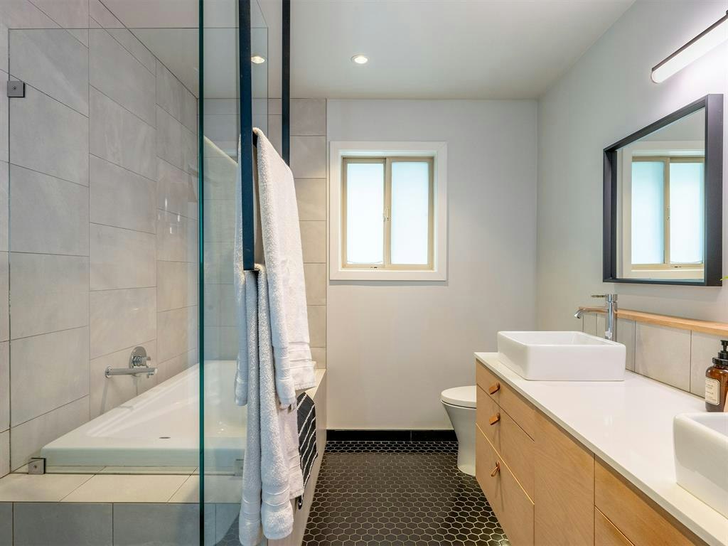 2308 Gondola Way, Whistler, BC, V8B 0N2 - 20
