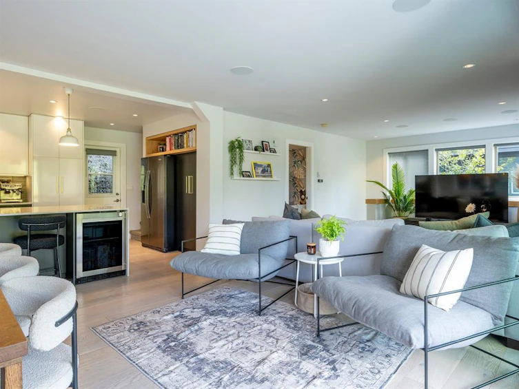 2308 Gondola Way, Whistler, BC, V8B 0N2 - 5