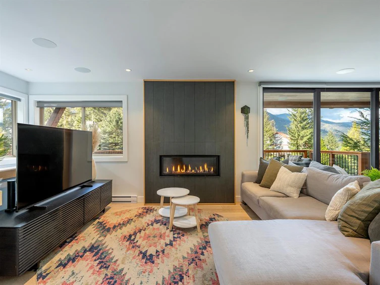 2308 Gondola Way, Whistler, BC, V8B 0N2 - 2