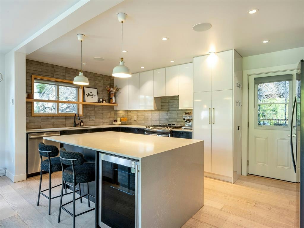 2308 Gondola Way, Whistler, BC, V8B 0N2 - 12