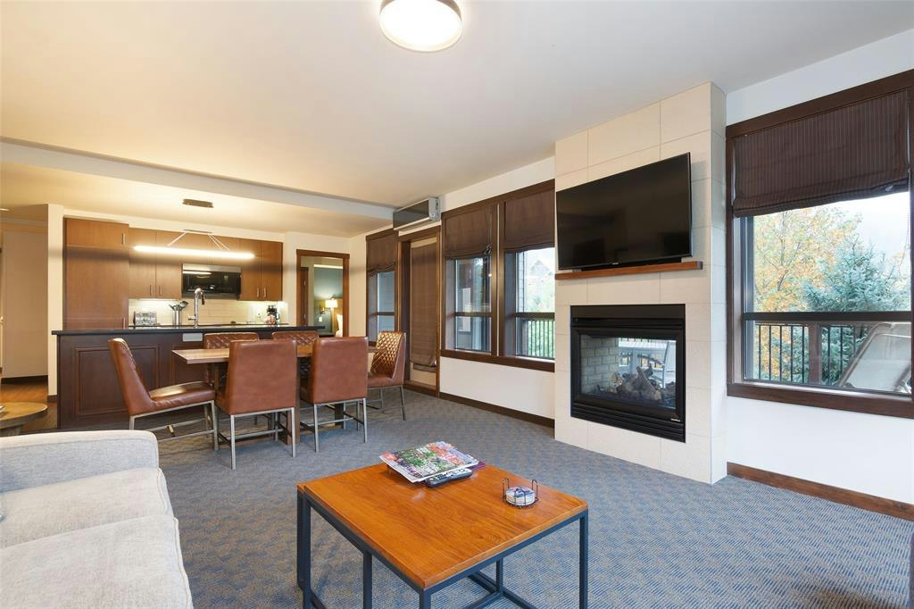 218B-2020 London Lane - 4
