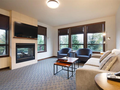 218B-2020 London Lane - 3