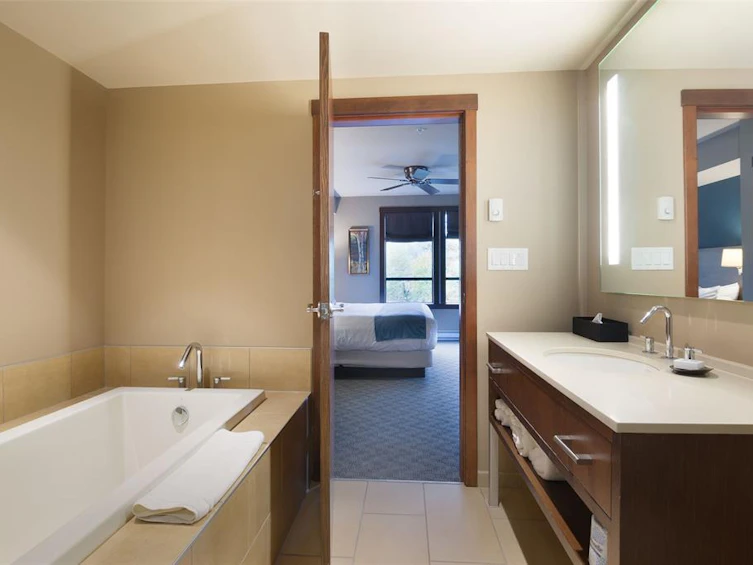 218B-2020 London Lane, Whistler, BC, V0N 1B2 - 13