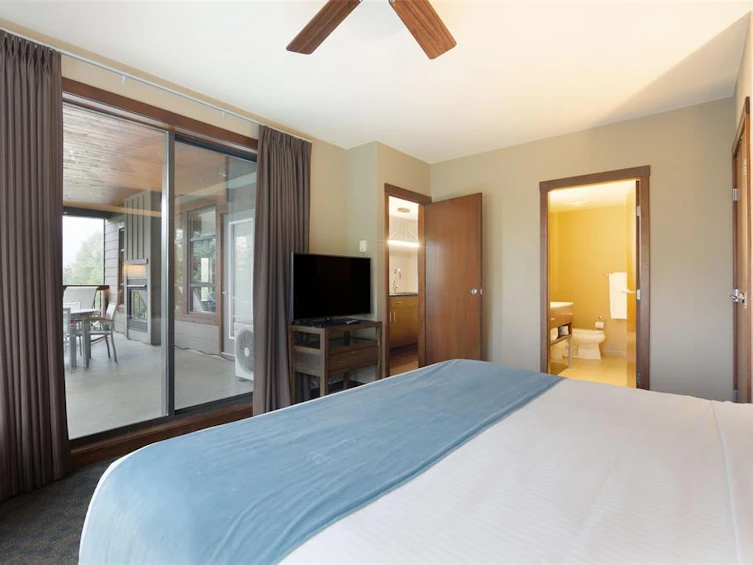218B-2020 London Lane, Whistler, BC, V0N 1B2 - 11