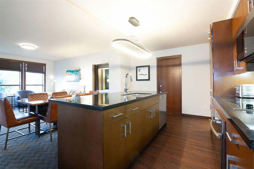 218B-2020 London Lane - 5