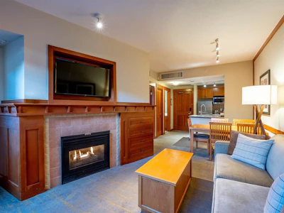 202-4320 Sundial Crescent - 3