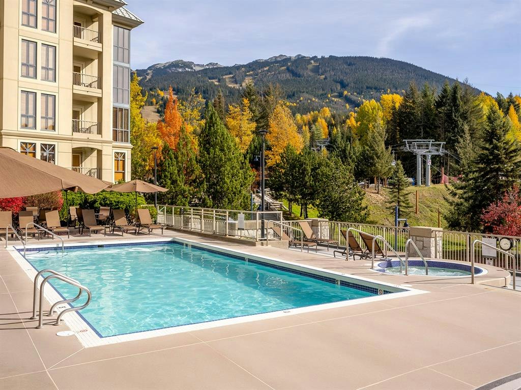 202-4320 Sundial Crescent - 2