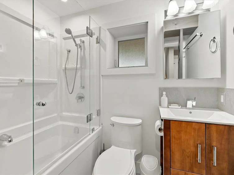 202-2101 Castle Drive, Whistler, BC, V8E 0A6 - 17