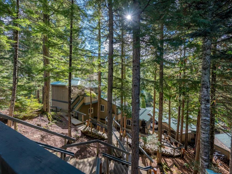 202-2101 Castle Drive, Whistler, BC, V8E 0A6 - 6