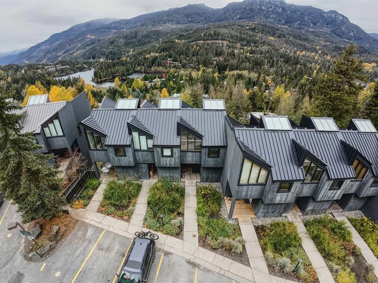 7-2221 Gondola Way, Whistler, BC, V8E 0M8