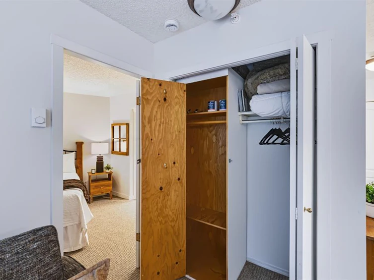 207-4809 Spearhead Drive, Whistler, BC, V0N 1B4 - 18