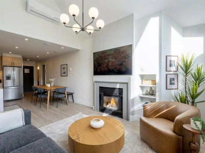 309-4365 Northlands Boulevard - 2