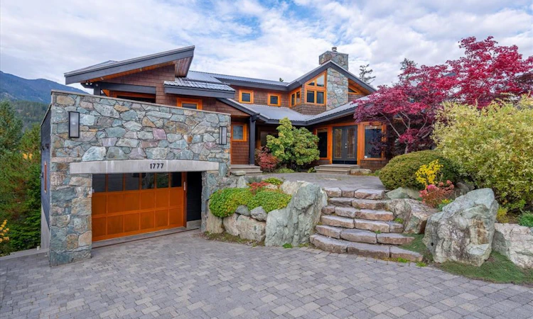 1777 Pinewood Drive